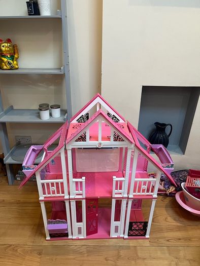 Barbie Dreamhouses 3 storey dollhouse