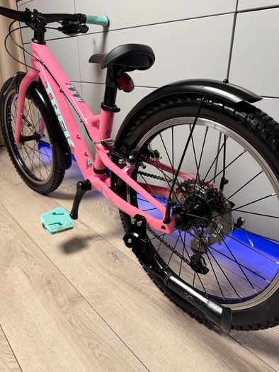 TREK Wahoo Path Kids Bike 20 inch (Like NEW)