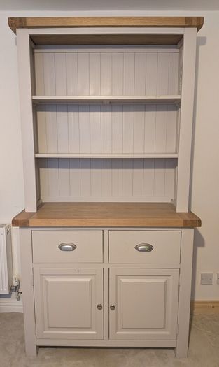 Dresser /Sideboard & Hatch