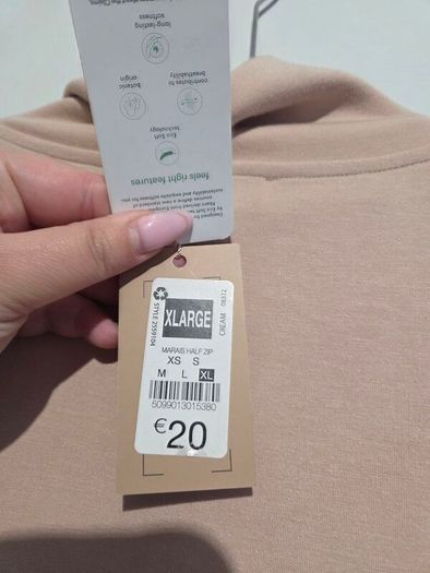 Brand New Gallery Dunnes Stores Marais Half Zip Cream Sweatshirt XL (48-50)