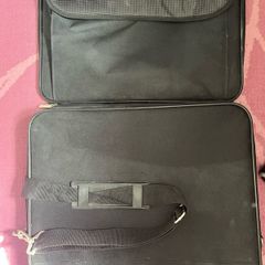 17 inc. Notebook bag