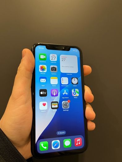 iPhone XR with NEW Battery