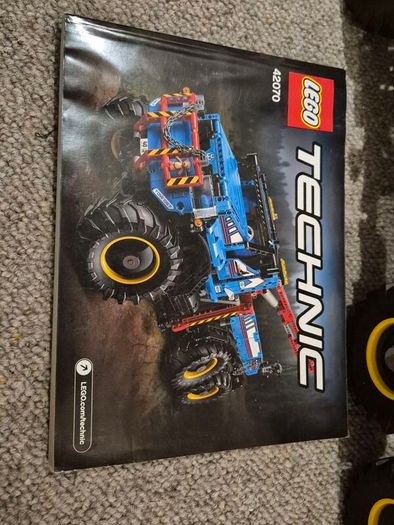 Lego Technic 42070 6x6 All Terrain Tow Truck