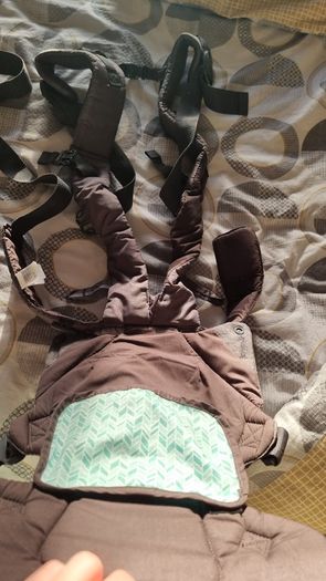 Infantino flip Advanced 4 in 1 baby carrier