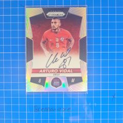 Arturo Vidal On card Autograph