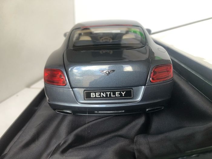 model cars Autoart, minichamps, Otto, Norev etc