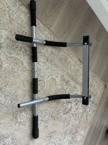 Pull up bar