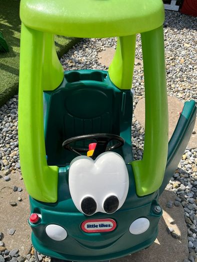 Little Tikes ride-on. Great condition