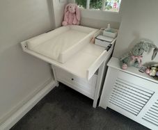 baby changing table
