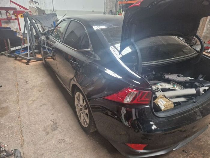 lexus is300h parts