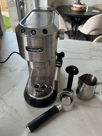De Longhi Dedica  Espresso Coffee Machine