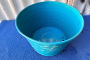 Green tin flower pot