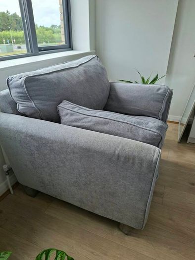 Arm chair