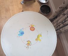 kids table and chair