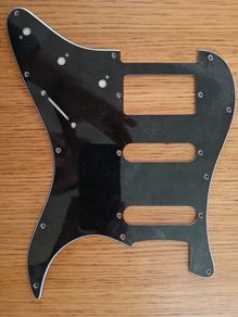 Pickguards Strat