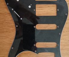 Pickguards Strat