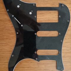 Pickguards Strat