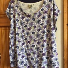 Weird Fish Ladies Floral 100% Organic Cotton T Shirt Size 20 Includes Postage