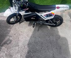 Razor MX400 Electric Motocross Dirt Bike for Teens