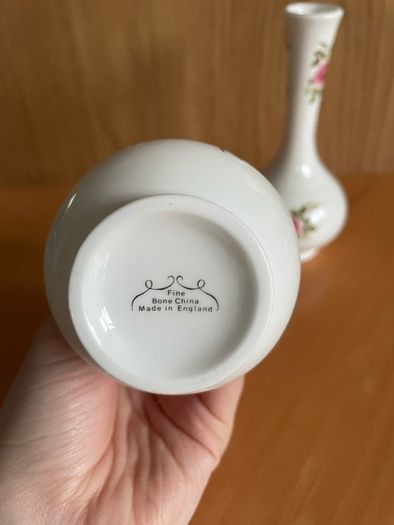 Vintage Small Flower Bud Vases England Fine Bone China