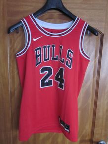 Nike Dri-FIT Chicago Bulls Lauri Markkanen  #24 Red Basketball Swingman Jersey Men.