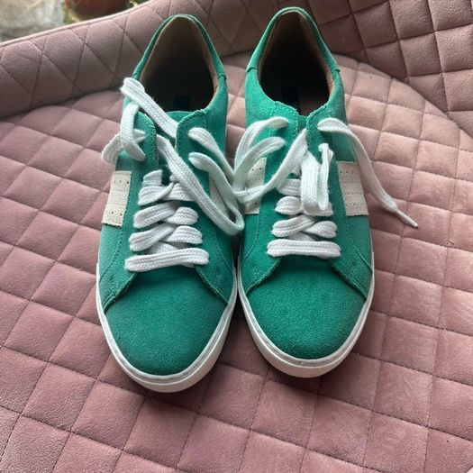 green runners from M&S. size 4.5