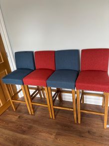 Bar stool