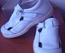 Boy's White Leather Shoes Size Uk11 Eu29