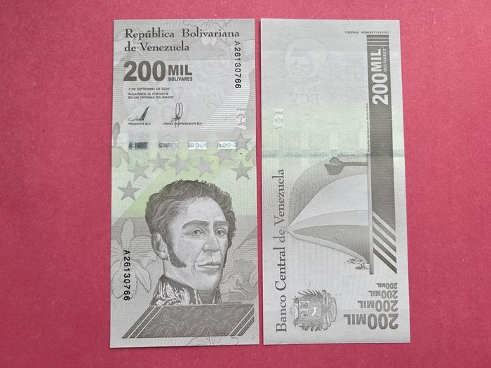 Venezuela  200 Mil  2020 Pick 115a ( Uncirculated )