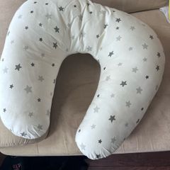 Free Breastfeeding pillow
