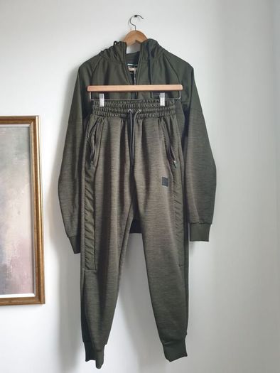 Mckenzie Tracksuit Size Medium