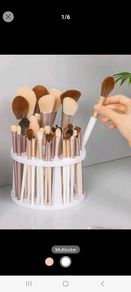 Bnwt make up brush holder