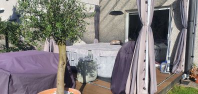 LayZSpa San Francisco Hot tub