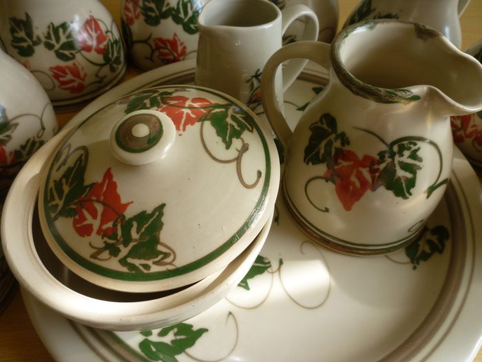 Stoneware Jackson Pottery Coffee tea service 12 pieces. IMMACULATE. CLASSIC STONE WARE