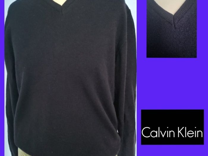 Calvin Klein Merino wool V neck jumper, sz M, vg condition, D18 post 8e
