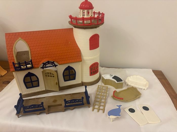 Sylvanian Family Lightouse & furniture