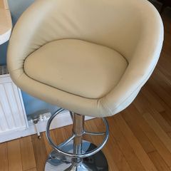 Cream leather high stool