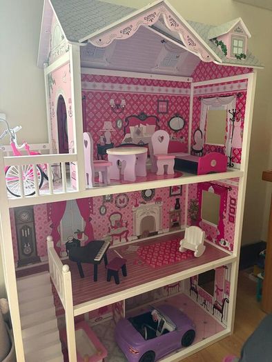 Barbie house
