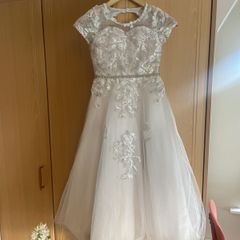 PRICE DROP: Communion Dress Ivory - for girl age 9 or 10