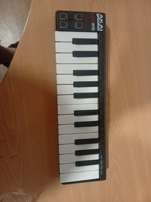 Akai Midi keyboard