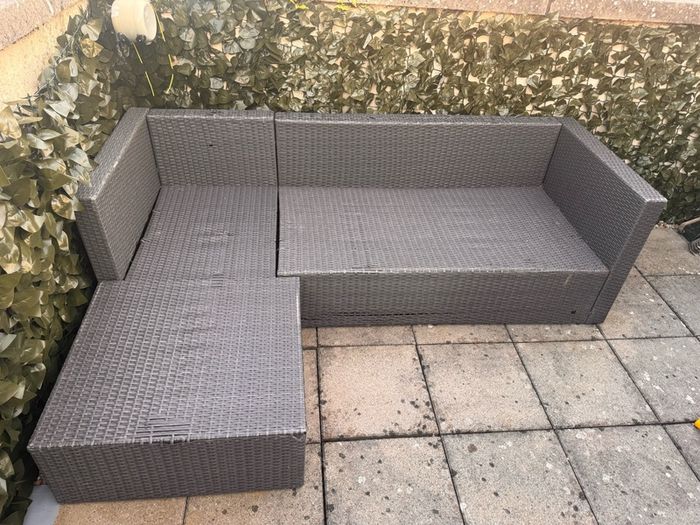 Garden sofa with cushions
