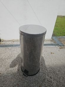 pedal bin