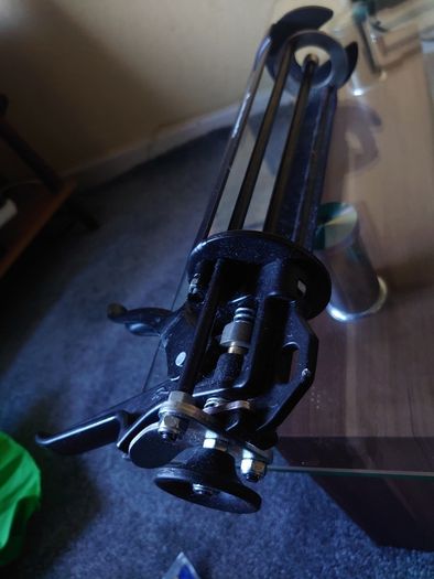 Anchor gun