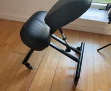 ergonomic stool