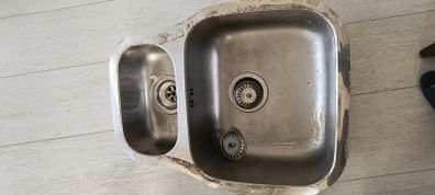 Kitchen sink