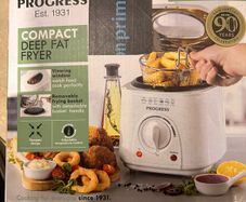 Compact Progress Deep Fat Fryer in Good Condition