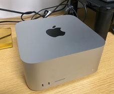 Apple Mac Studio 2022 M1 Max Chip