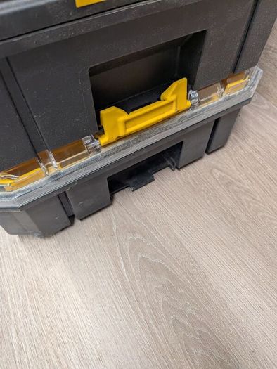 Dewalt T staks x3