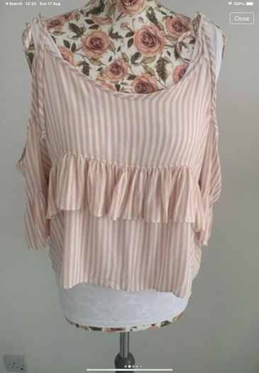 top American eagle a size large cold shoulder effect with frilled detail stripe