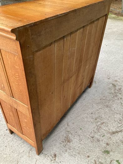 Early 20th Century Arts and Crafts Oak Cabinet - Warehouse and Showroom Open Saturday 18th April 12 til 4pm Eircode R95T227